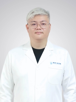 王雪霄 資深專家（Dr. Andrews Wong）